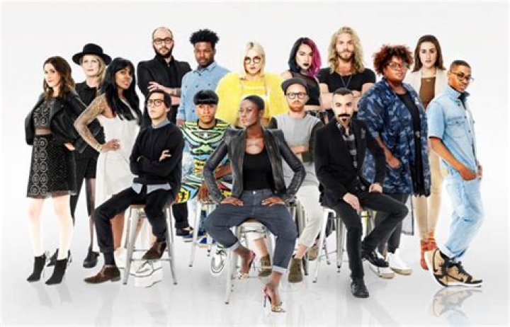 ‘Project Runway’ Reunion — Cornelius Slams Erin & Calls Her ‘Fake’ – Hollywood Life