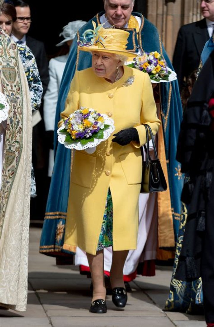 Photos Of Her Stylish Outfits – Hollywood Life