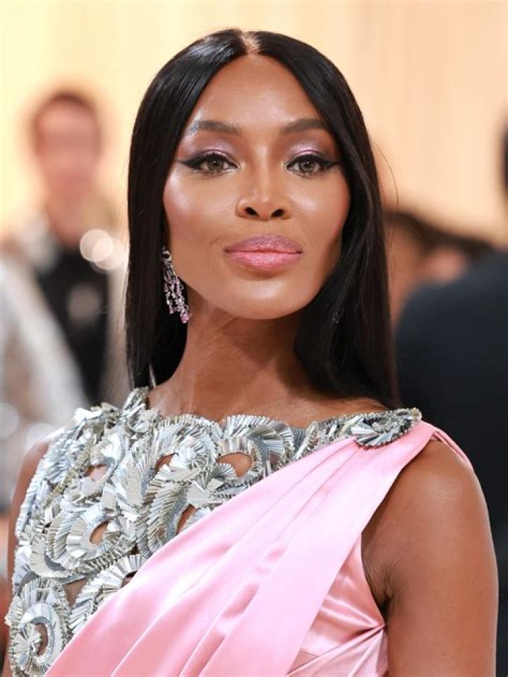 Red Carpet Beauty Look Of The Day: Mila Kunis At Miu Miu