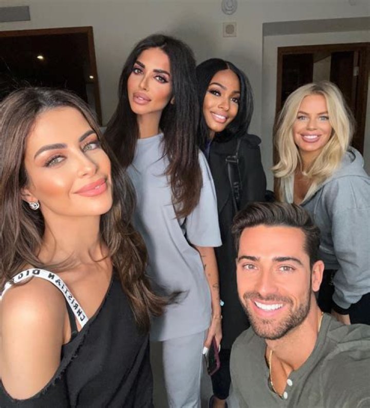 ‘RHODubai’ Recap: Lesa Claims Nina Called Caroline Stanbury ‘Ghetto’ & ‘Trashy’