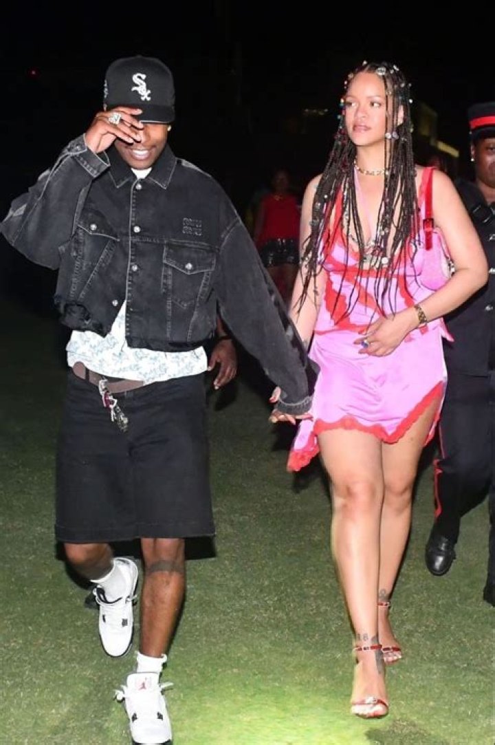Rihanna Rocks Short Shorts At Whole Foods With A$AP Rocky 2 Mos. After Baby