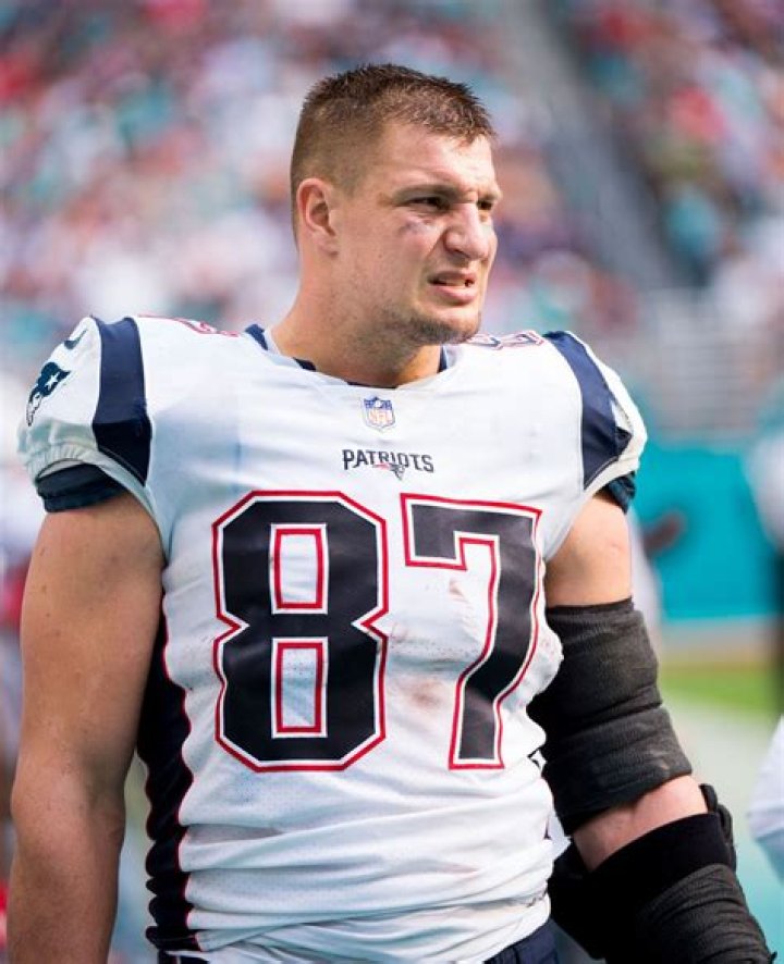 Rob Gronkowski Celebrity Profile – Hollywood Life
