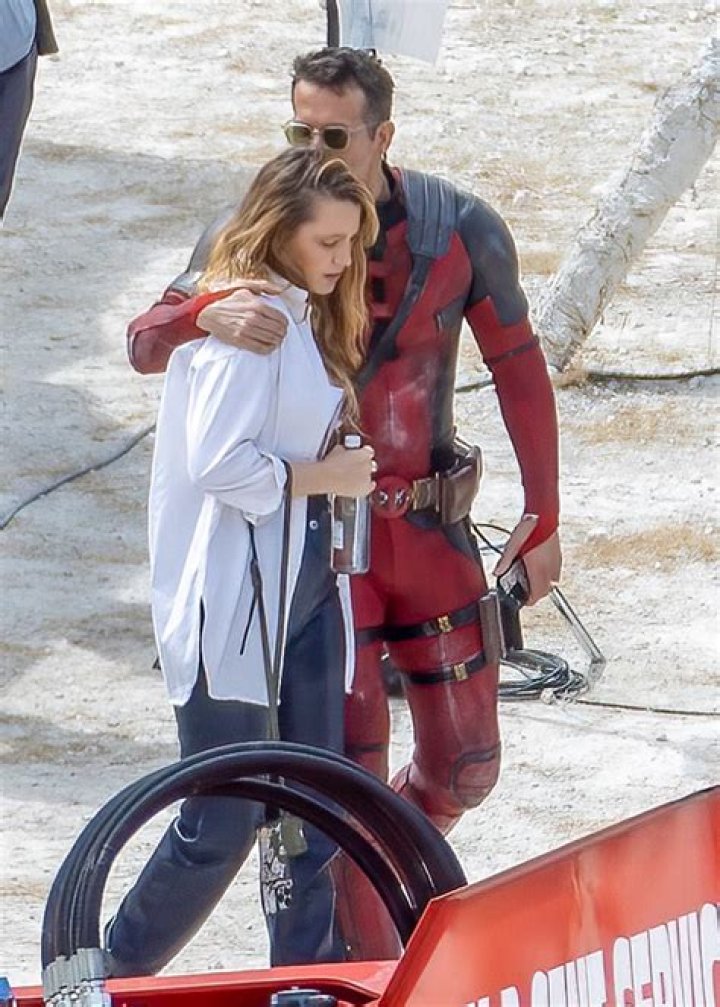 Ryan Reynolds Kisses Blake Lively In Photos From ‘Deadpool 3’ Set – Hollywood Life