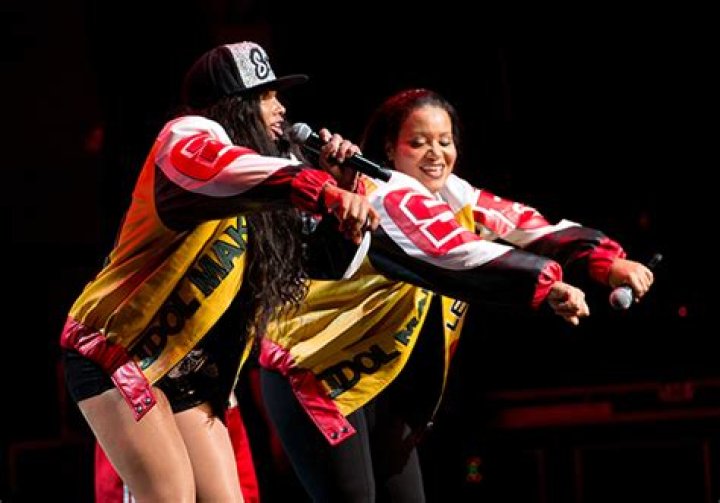 Salt N Pepa Takes Nasty Fall Off Stage During Live Performance — Watch Scary Video