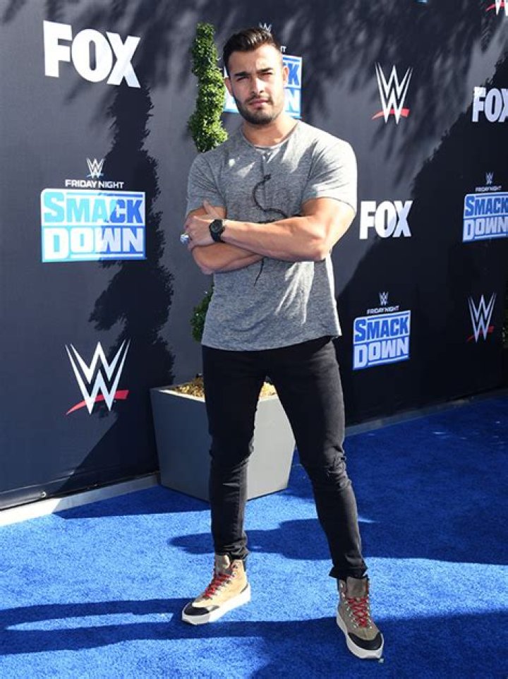 Sam Asghari Reportedly Threatening To Release ‘Embarrassing’ Britney Spears Info