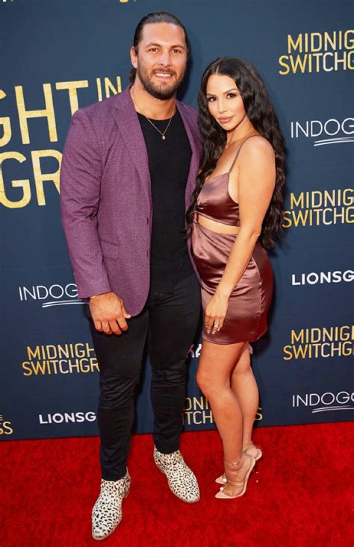 Scheana Shay Confirms She’s Engaged With First Proposal Photo – Hollywood Life