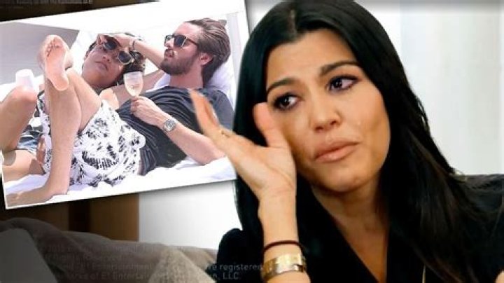 Scott Disick Sucks On A Waitress’ Toes While Partying — Report