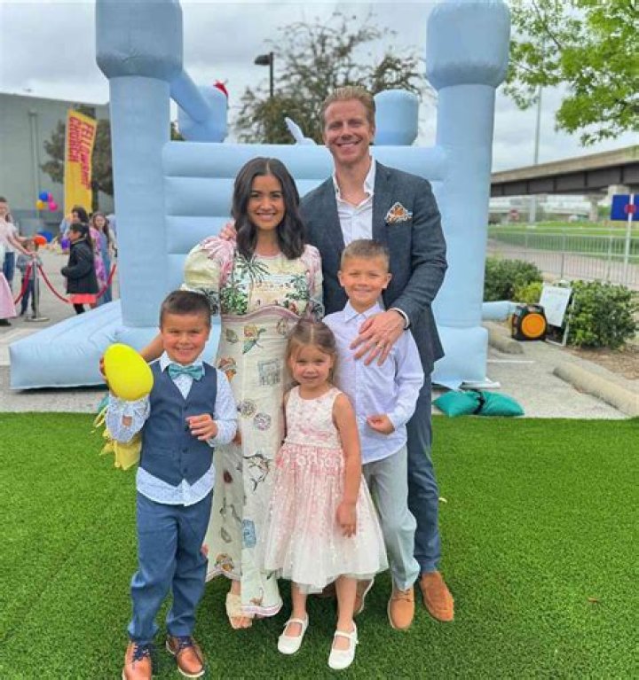 Sean & Catherine Lowe’s Baby Born: ‘Bachelor’ Couple Welcomes 3rd Child In 3.5 Years