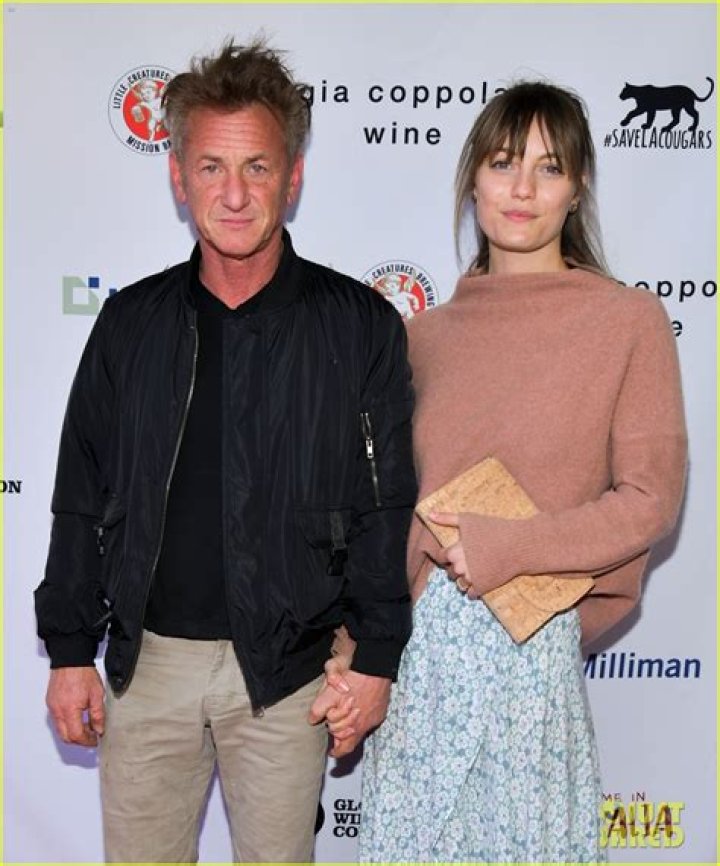 Sean Penn Married To Girlfriend Leila George – Hollywood Life