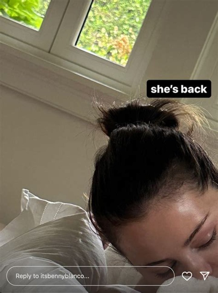 Selena Gomez Sleeps Next to Boyfriend Benny Blanco in Candid Photo: ‘She’s Back’