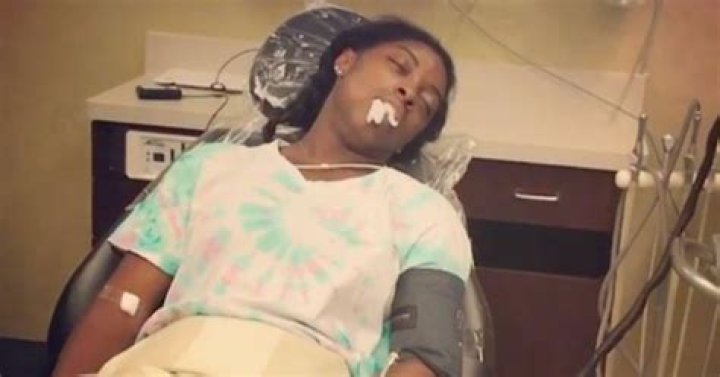 Simone Biles’ Wisdom Teeth Removed — Hilarious Video – Hollywood Life