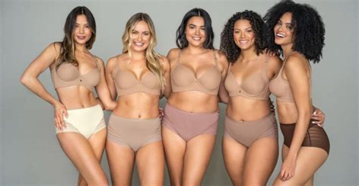 Stars Wearing Bras As Tops — Cardi B, Sarah Hyland & More