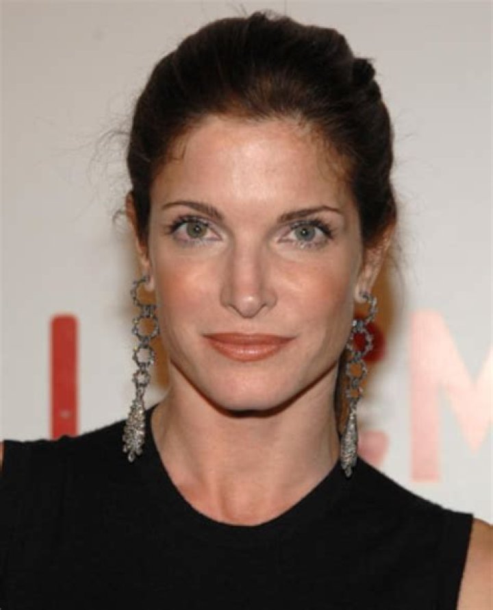 Stephanie Seymour Celebrity Profile – Hollywood Life