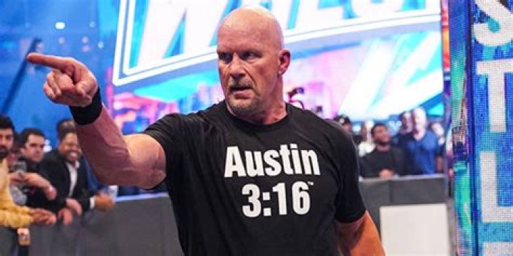 Stone Cold Steve Austin Makes Iconic Return At Wrestlemania 38: Watch – Hollywood Life