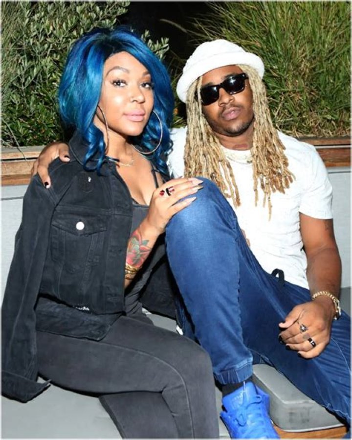 She ‘Scooped Up’ A1 – Hollywood Life