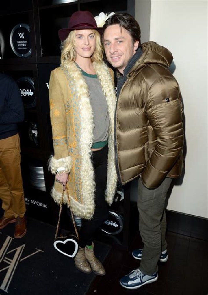 Taylor Bagley & Zach Braff Break Up — Actor Ends His 5-Year Relationship – Hollywood Life