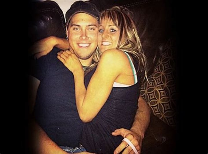 ‘Teen Mom 2’ Reunion: Leah & Jeremy Reveal Their Relationship Status, Throw Shade At Corey
