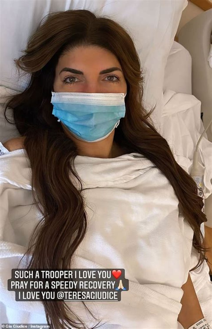 Teresa Giudice Hospitalized For ‘Emergency Procedure’, Family Asks For Prayers