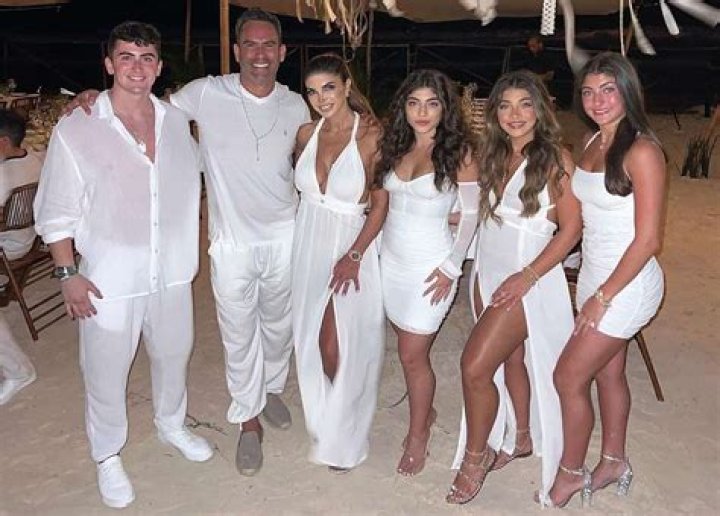 Teresa Guideice kisses Luis Ruelas At Rehearsal, Wears White Minidress Before Wedding