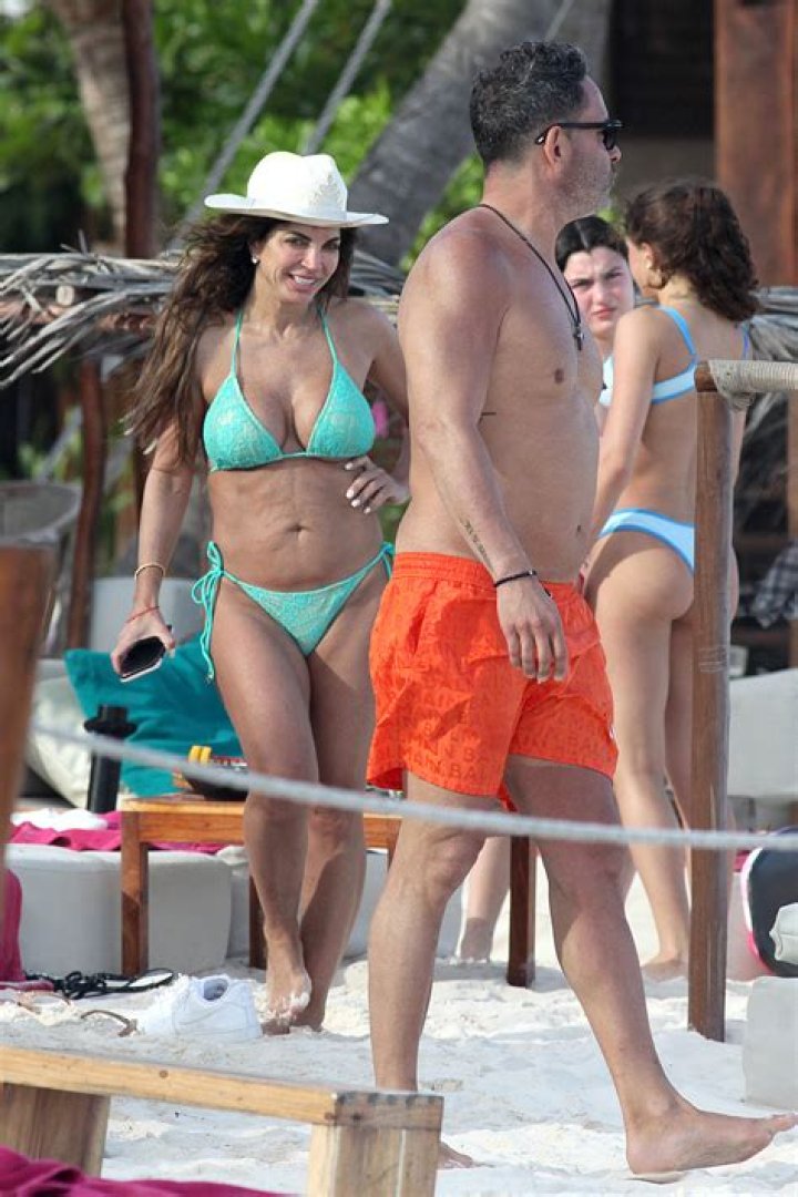Teresa Giudice Rocks Bikini & Makes Out With Shirtless Husband Luis Ruelas In Mykonos