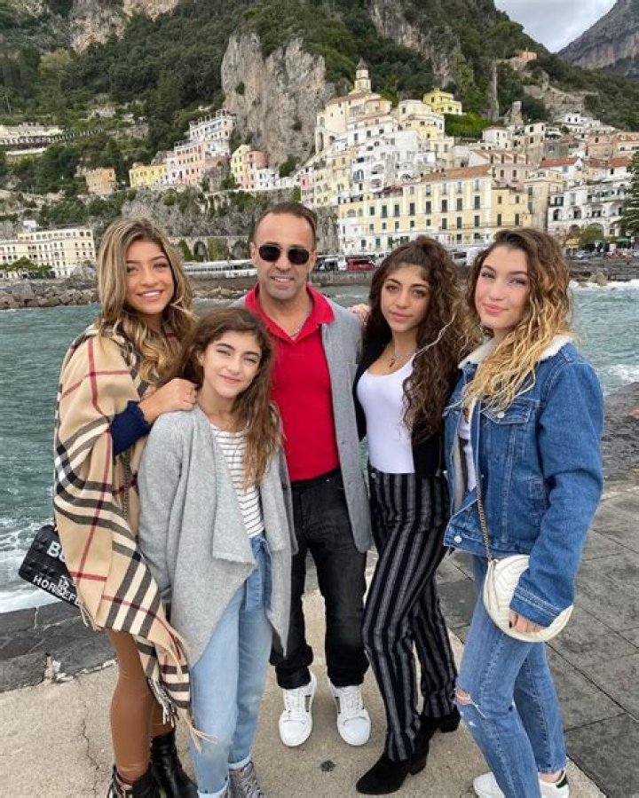 Teresa & Joe Giudice’s 4 Daughters: Why ‘Nothing Is Planned’ For Them To Visit Him In Italy
