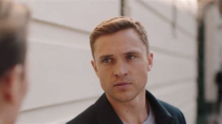 Robert Proposes To Willow — Season 4 Episode 5 Recap – Hollywood Life