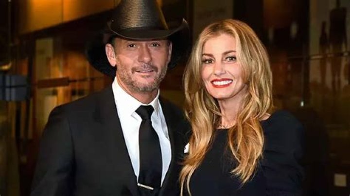 Tim McGraw and Faith Hill’s Cutest Photos Through the Years – Hollywood Life