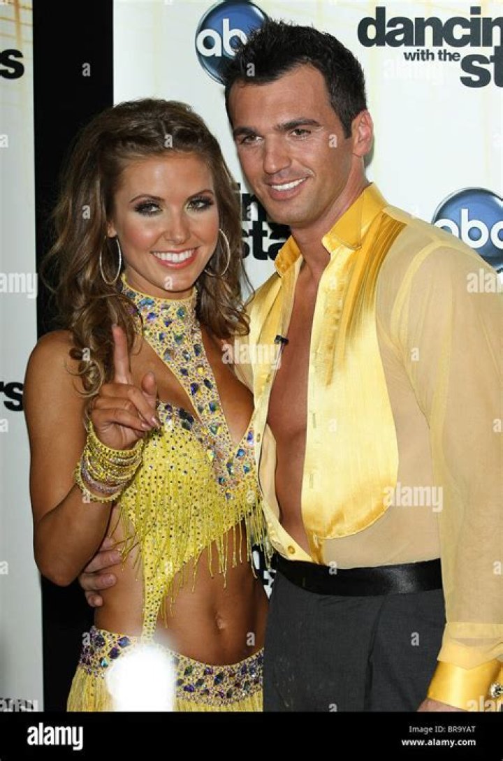 Pro Reveals Reason – Hollywood Life