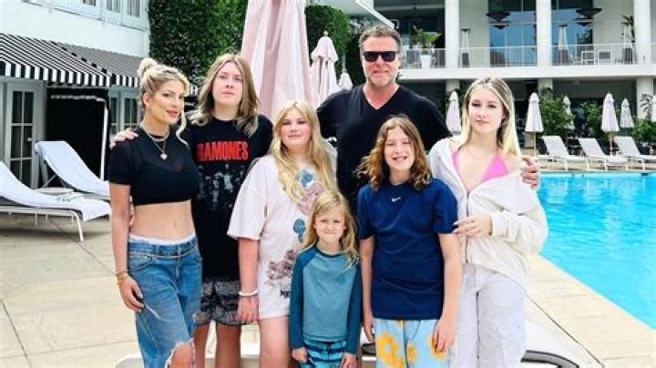 Tori Spelling, 47, Wears Plunging Swimsuit & PDAs With Husband Dean McDermott & 5 Kids