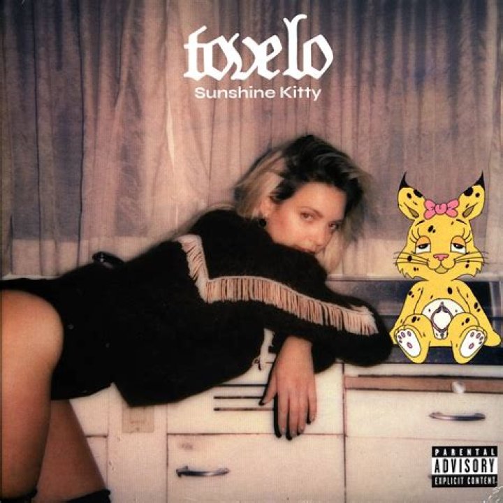 Tove Lo Reveals She Wrote New Album From A ‘Happier Place’: ‘It Was A Different Kind Of Vulnerable’