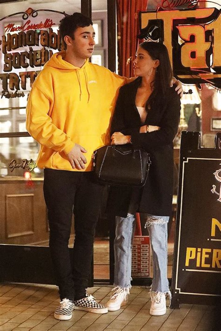 Who Is Madison Beer Dating? Seeing Zack Bia After Jack Gilinsky Split – Hollywood Life