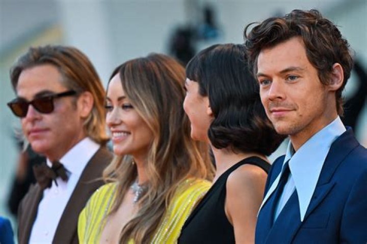 Harry Styles & Olivia Wilde: Why They Didn’t Walk The Red Carpet At ‘Don’t Worry Darling’ Premiere