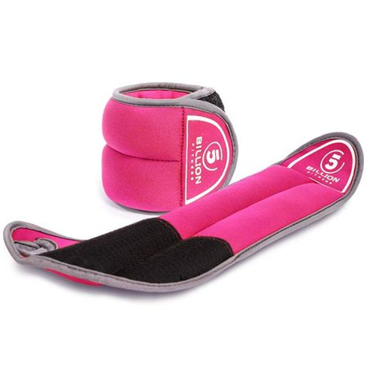 The Top Wrist Weights for 2024 – Reviews by Hollywood Life – Hollywood Life